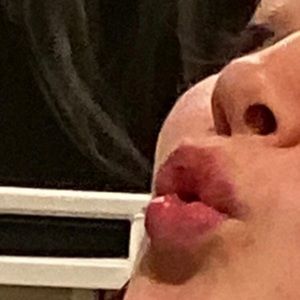 Meet your Posher, Lensa